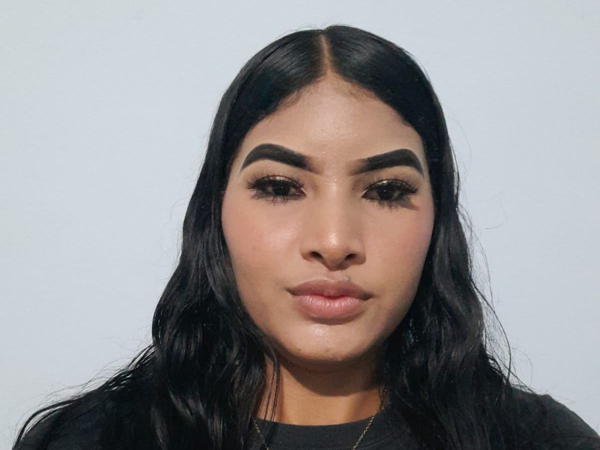 Image de profil du modèle de webcam salmaghomez
