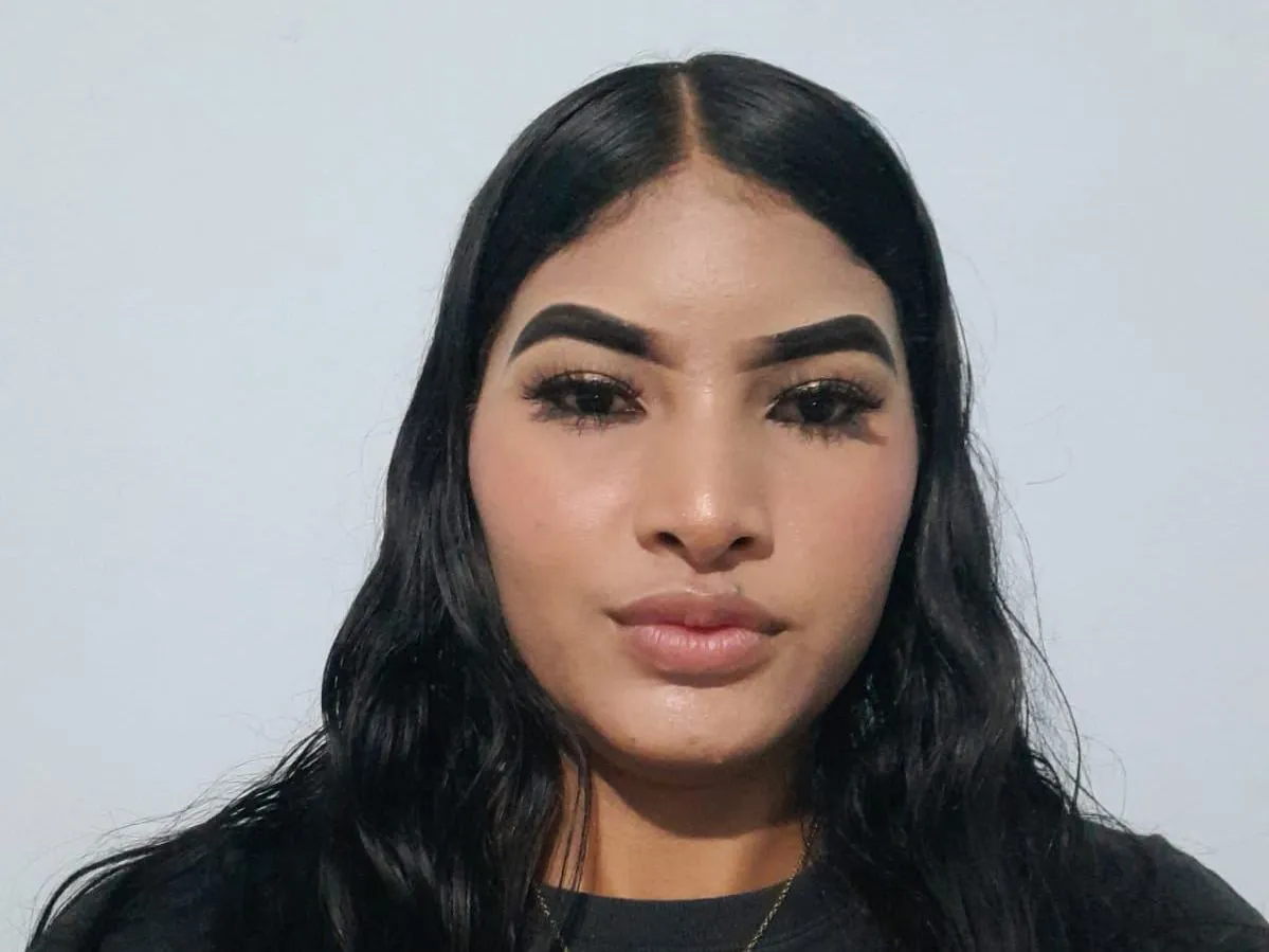 Foto de perfil de modelo de webcam de salmaghomez
