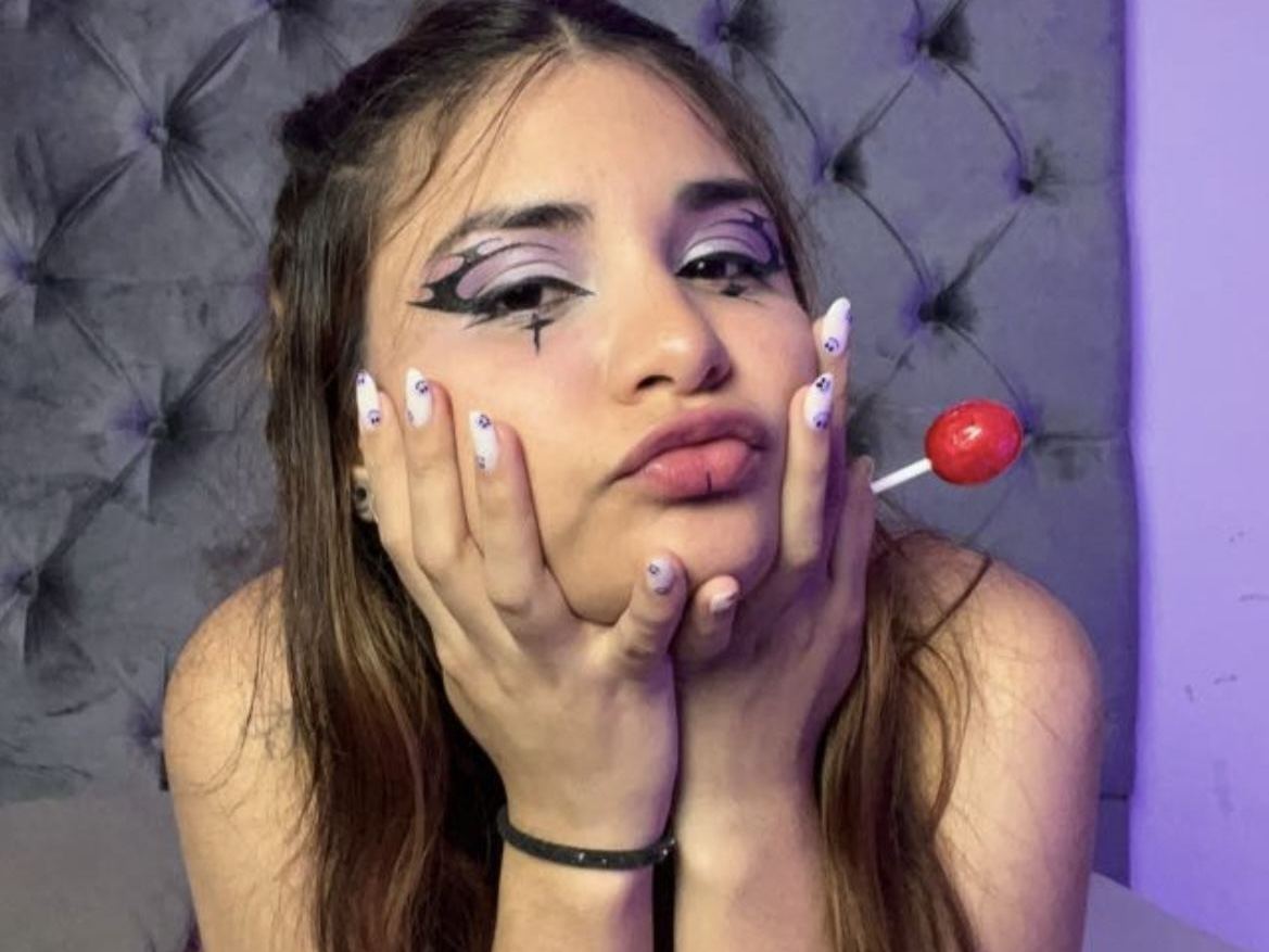 LiveSabrina profilbild på webbkameramodell