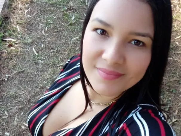 BelindaLarsson profielfoto van cam model
