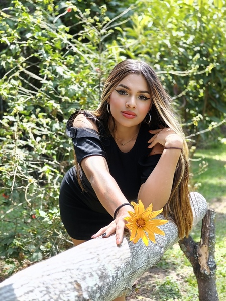 Intérprete LindaaCastillo Foto 10