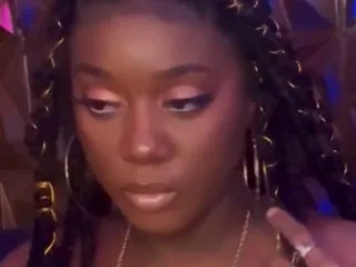 Image de profil du modèle de webcam BrooklynXrated