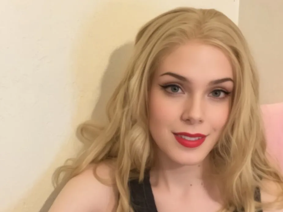 FayeHarris profilbild på webbkameramodell