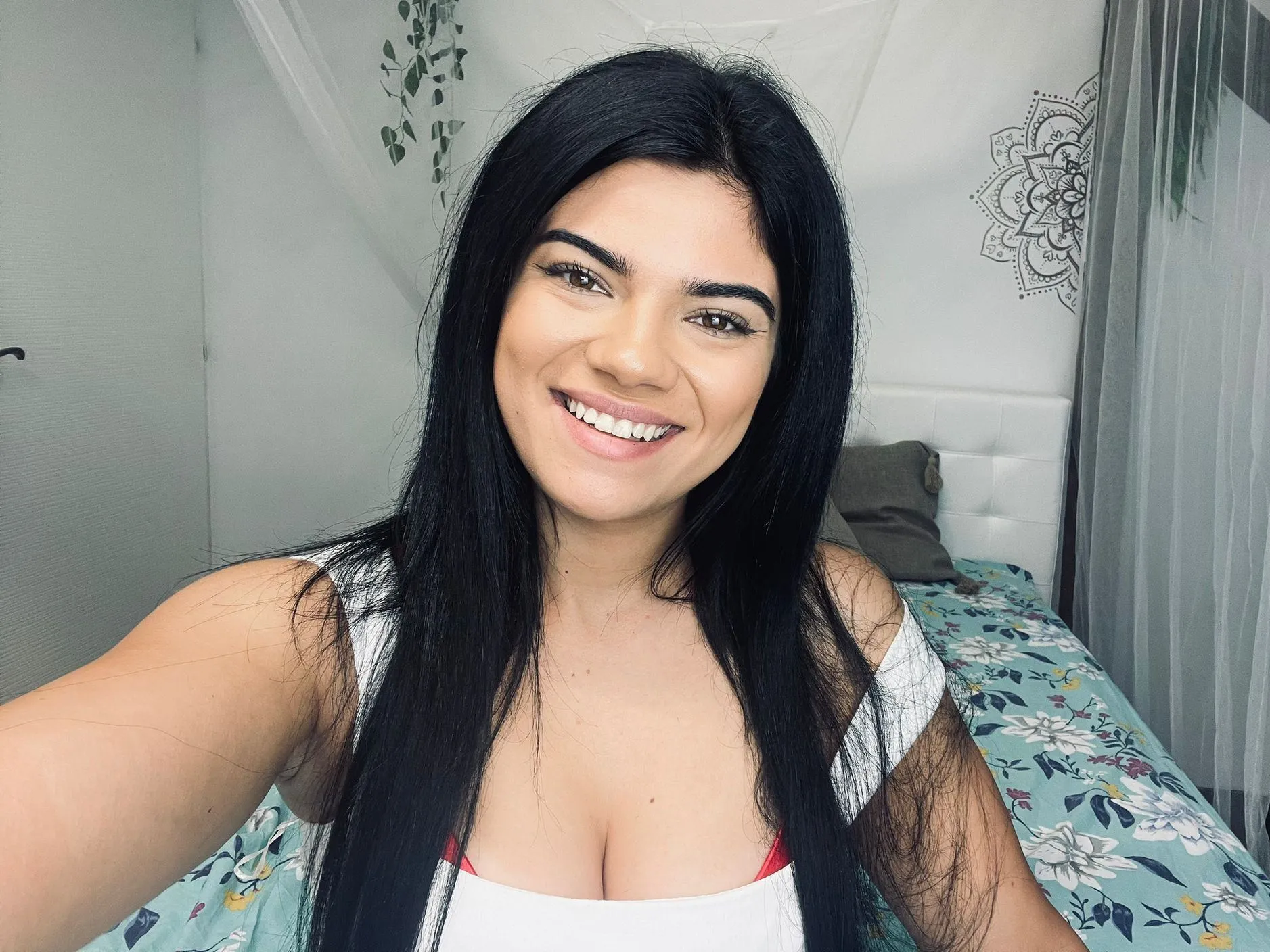 Foto de perfil de modelo de webcam de BEATRRIYCE