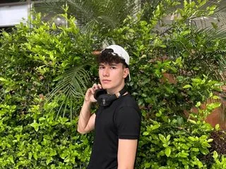 Image de profil du modèle de webcam adrianmorelli