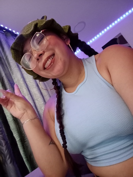 Artist PeachLawrence Foto 3