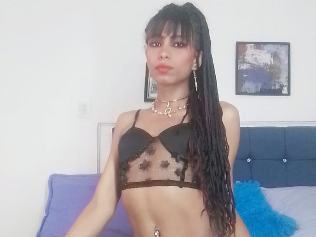 Roule18 profielfoto van cam model