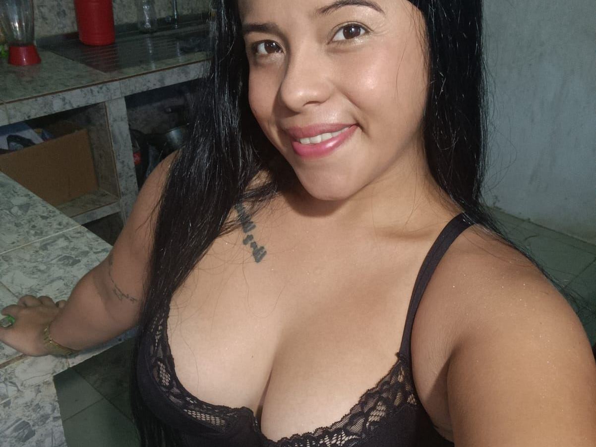 Imagen de perfil de modelo de cámara web de SexyScarlett29