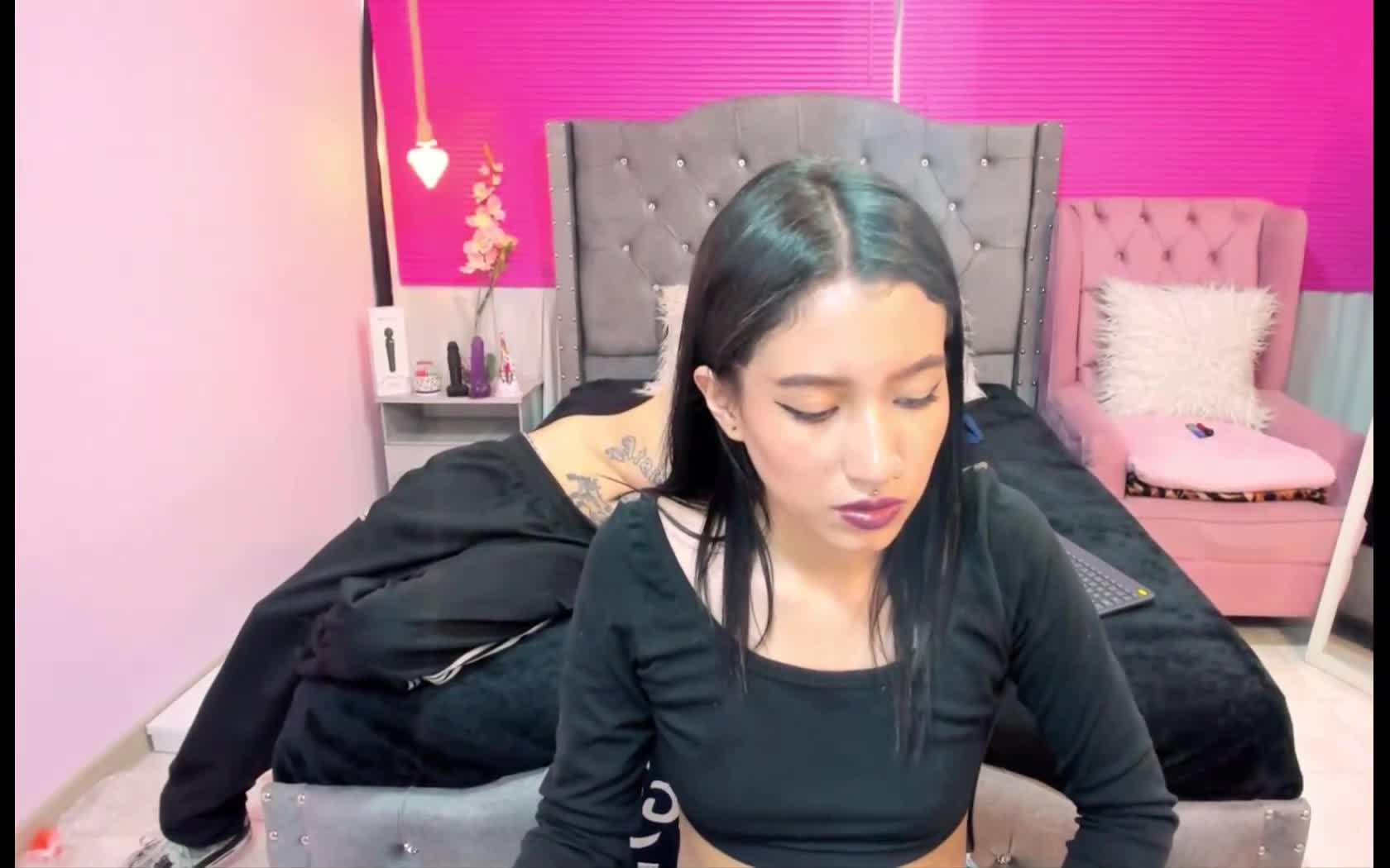 Artist TonyandSophia Video 2