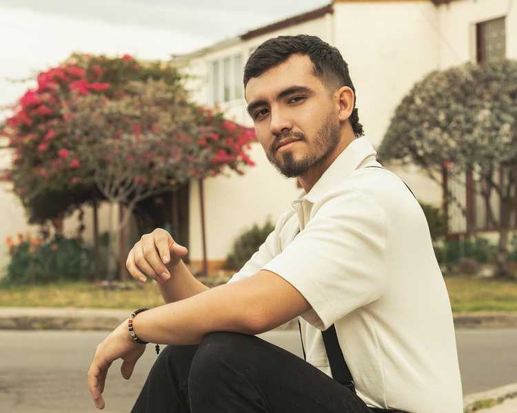 Performer DialexandroJones Photo 7