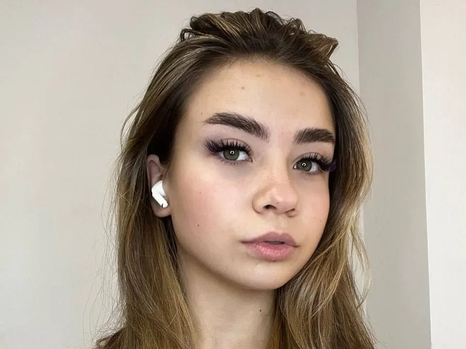 Image de profil du modèle de webcam LillianGe