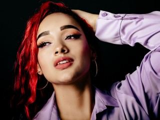 Imagen de perfil de modelo de cámara web de EmilyFoxyy