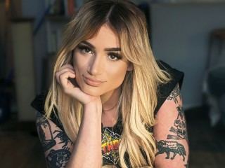 Foto de perfil de modelo de webcam de LittleDiab18a
