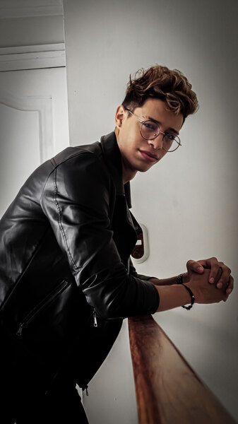 Artista Felmu Foto 11