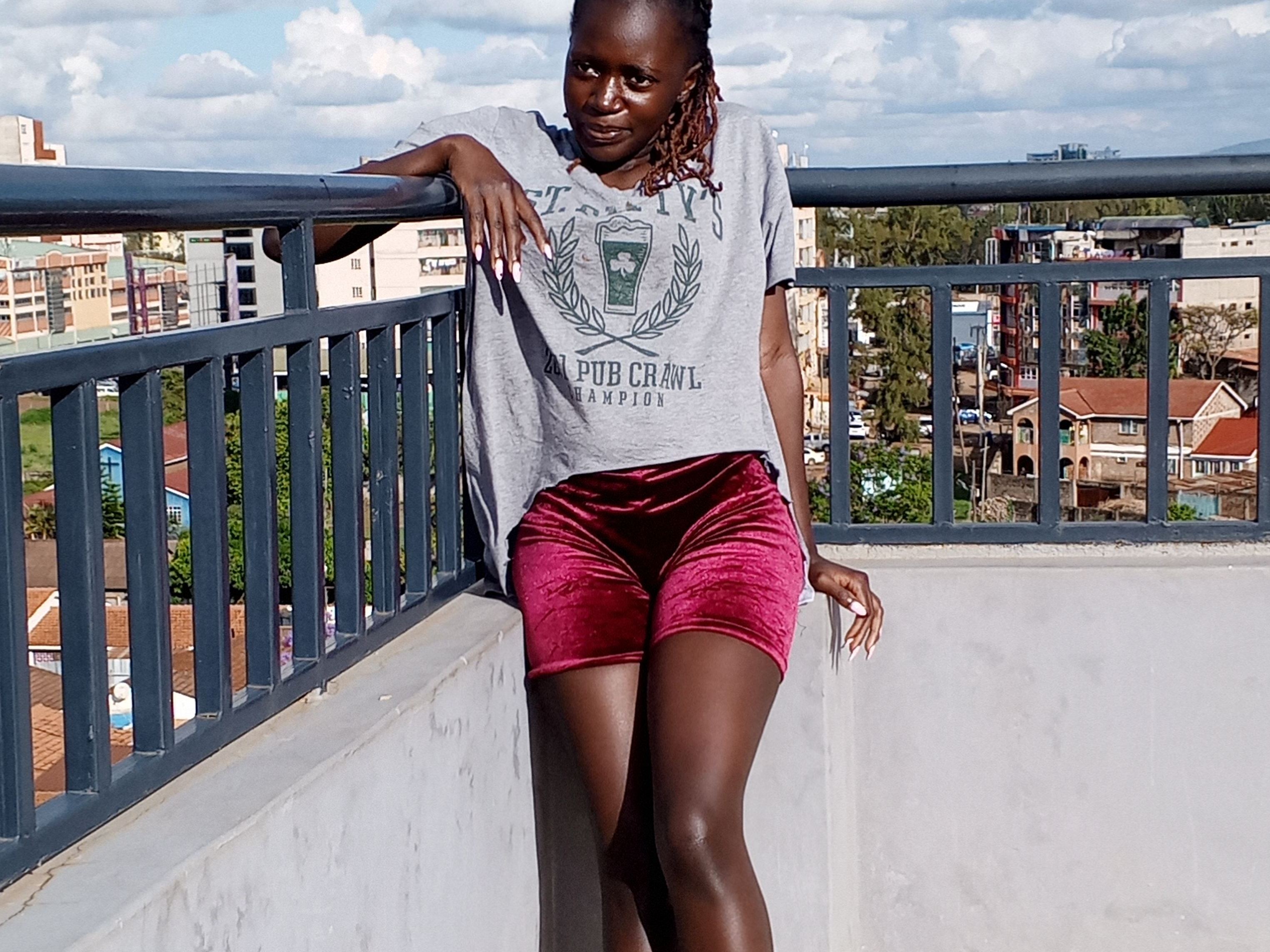 NaughtyCocoaX cam model profile picture