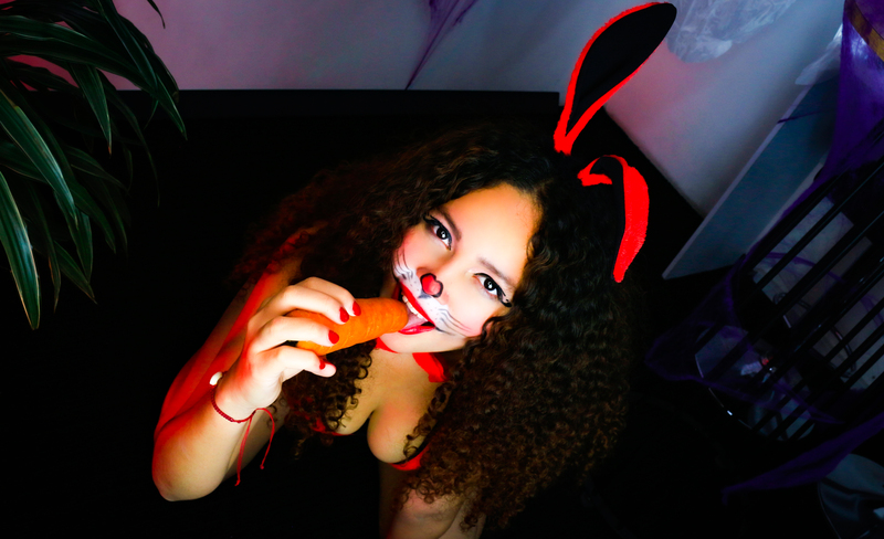 Artista CharlotteCooperr Foto 11