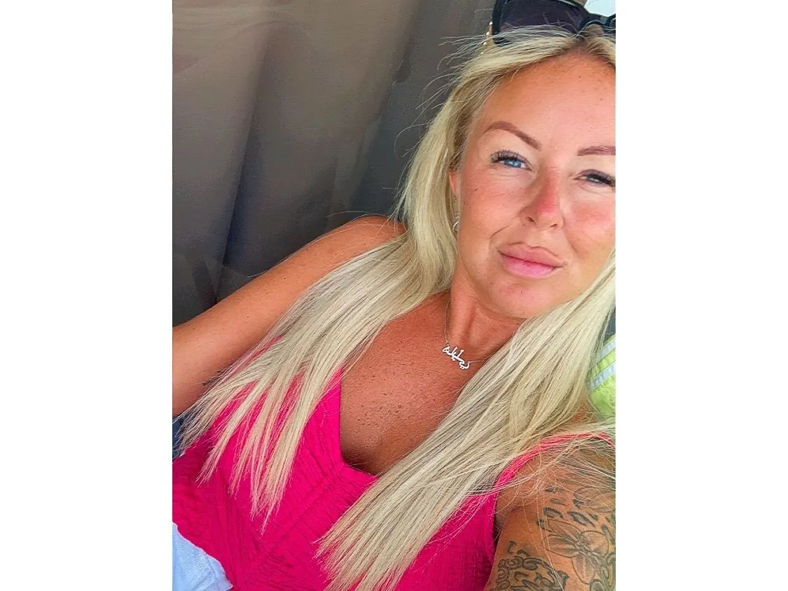 Image de profil du modèle de webcam AngelaMariexoxo