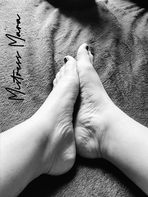 Performer MistressPerver247 Photo 4