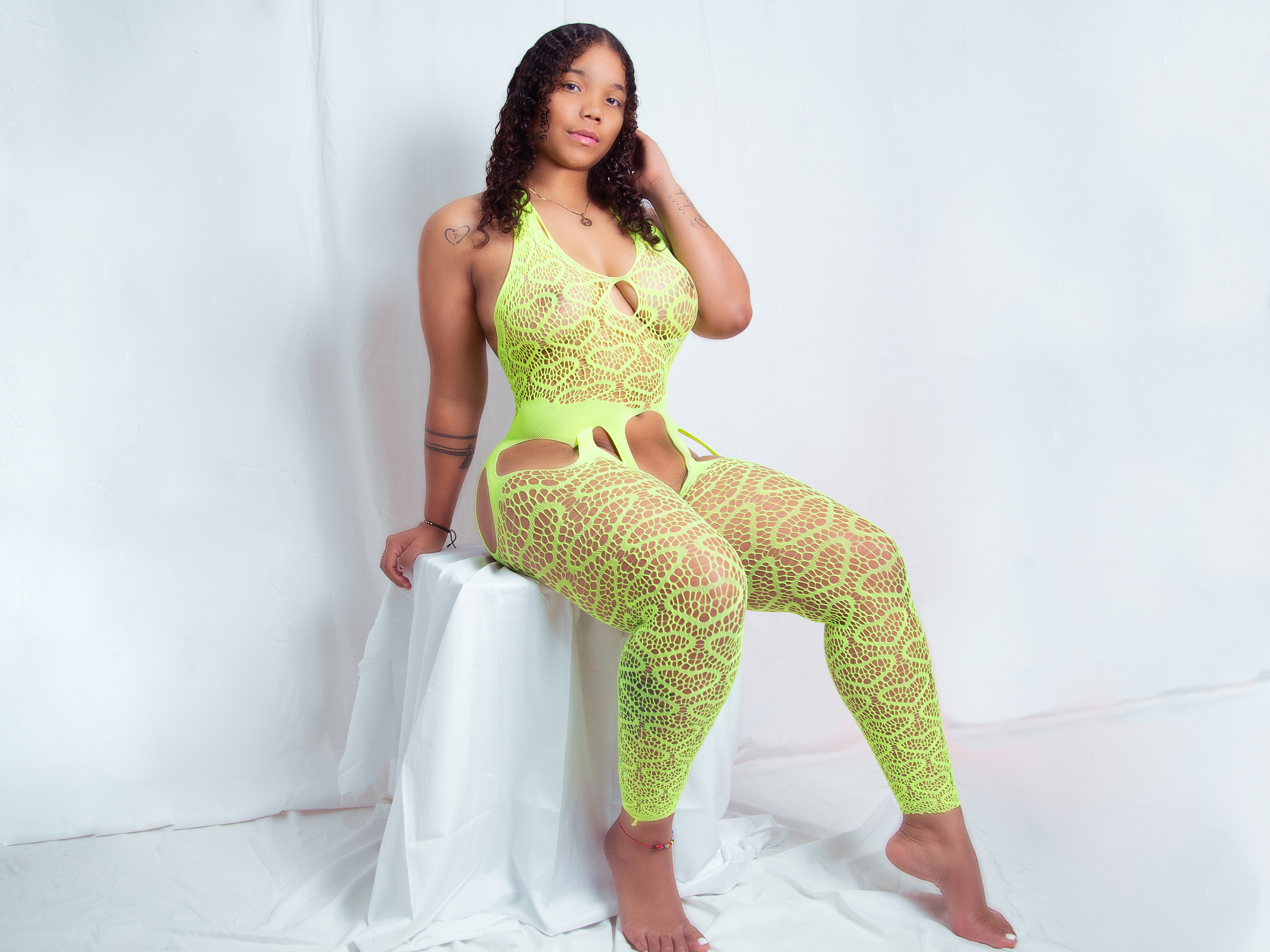 Performer BRIYITHMENA Photo 4