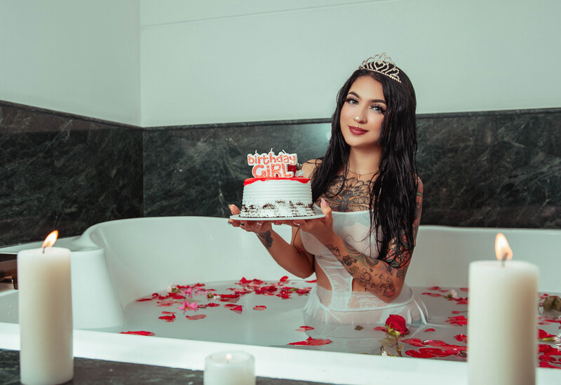 Intérprete NikkiLaurentt Foto 5