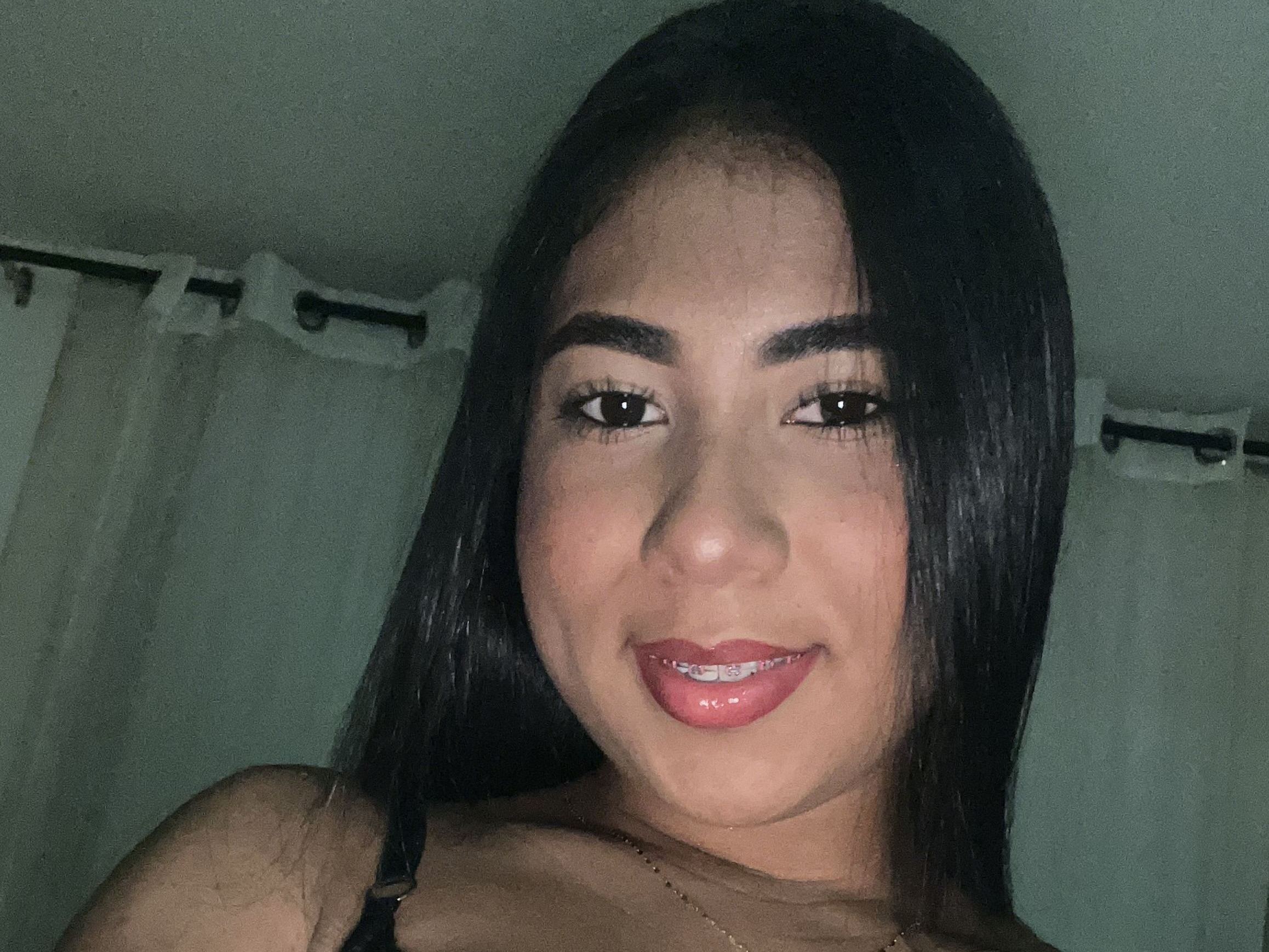 Image de profil du modèle de webcam TinaHudson