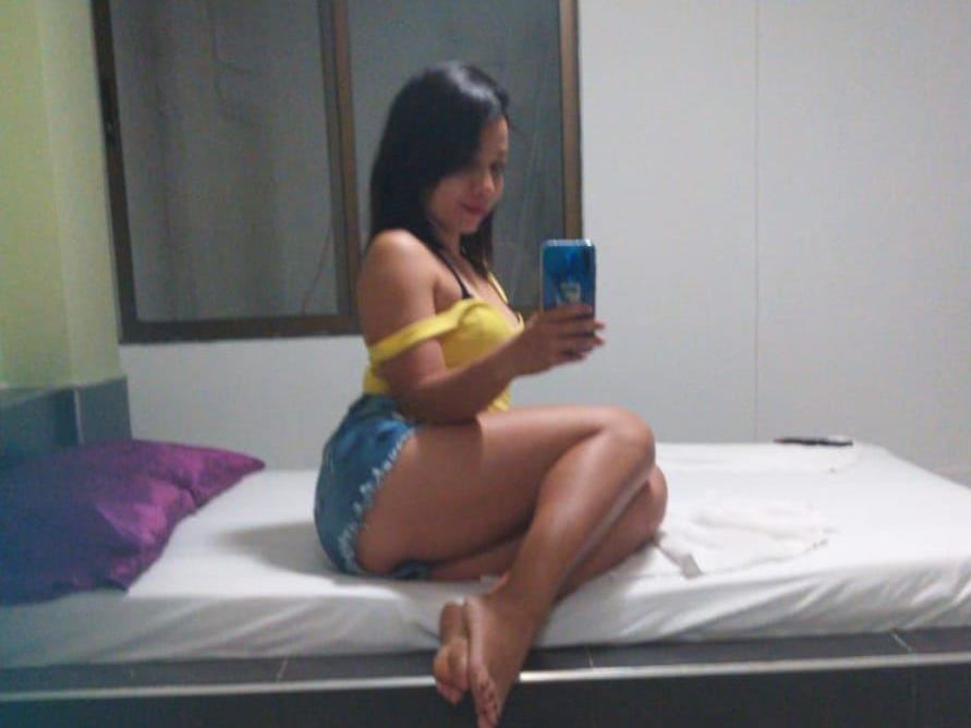 Foto de perfil de modelo de webcam de whiteisa 