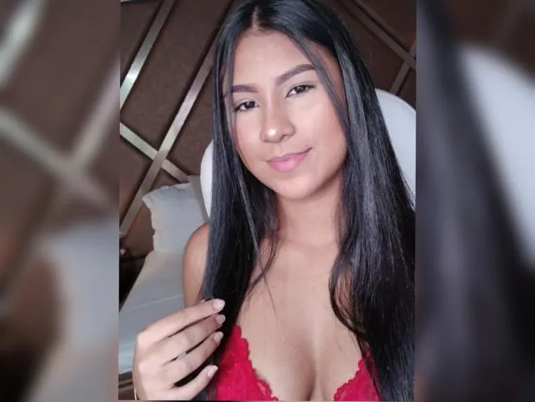 Imagen de perfil de modelo de cámara web de Ameliemoon133