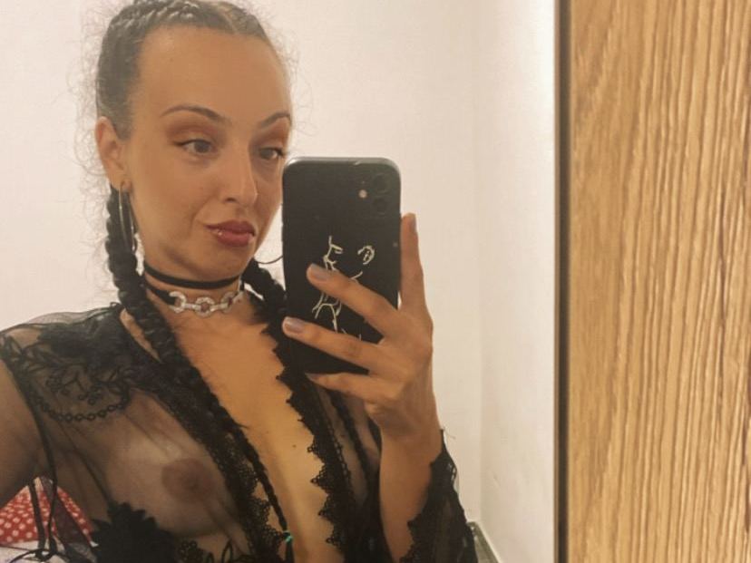 Profilbilde av Brunette71 webkamera modell