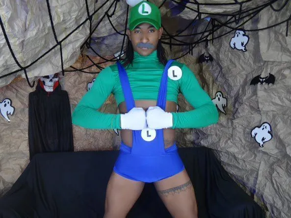 TayloorStars cam model profile picture