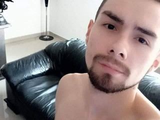 Foto de perfil de modelo de webcam de aronmn 