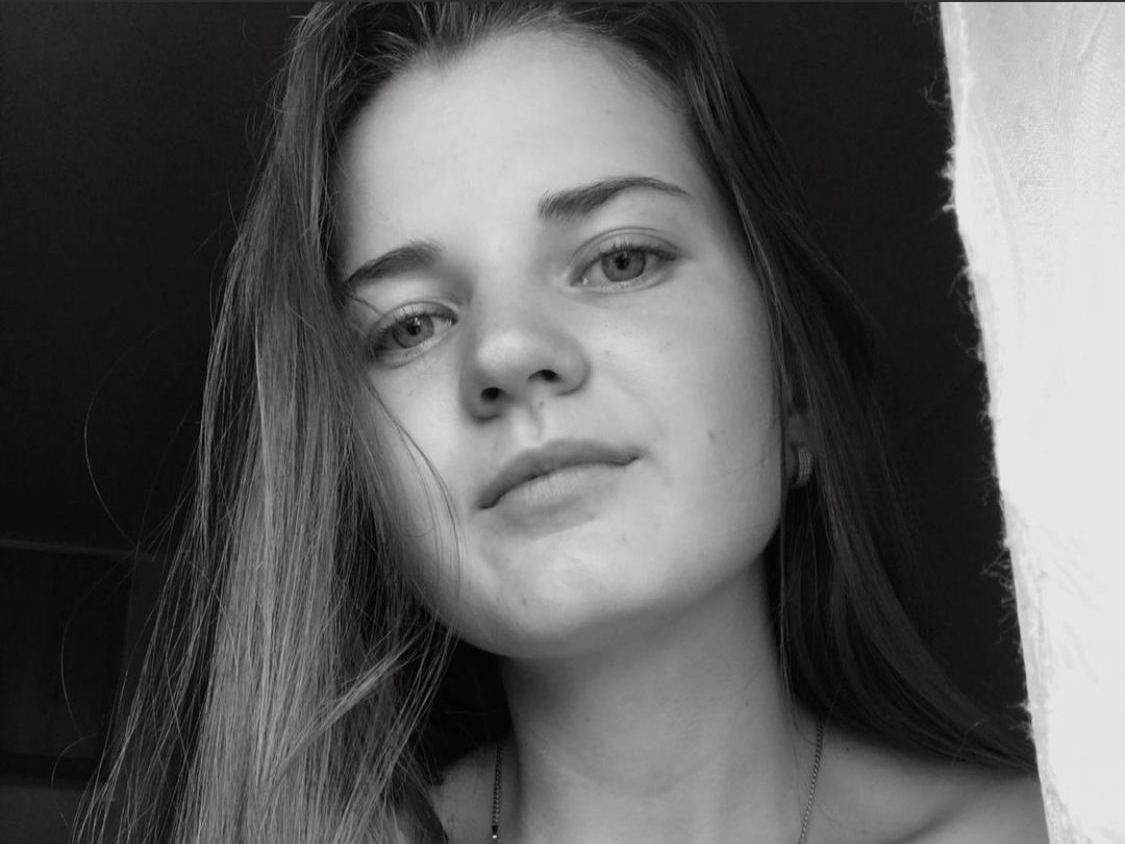 EcoPrettines00 profilbild på webbkameramodell
