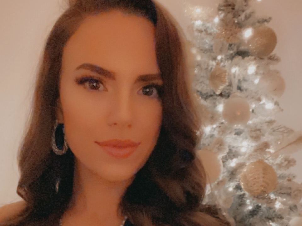 CaraValletti profilbild pÄ webbkameramodell