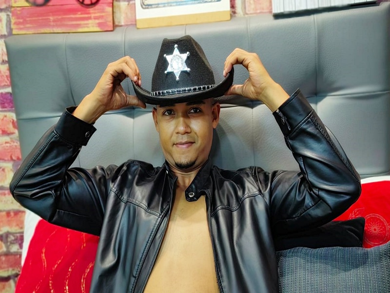 Artiest DominicSanford Foto 11