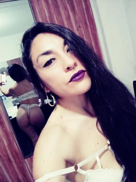 Interprète DannaJoyful Photo 6