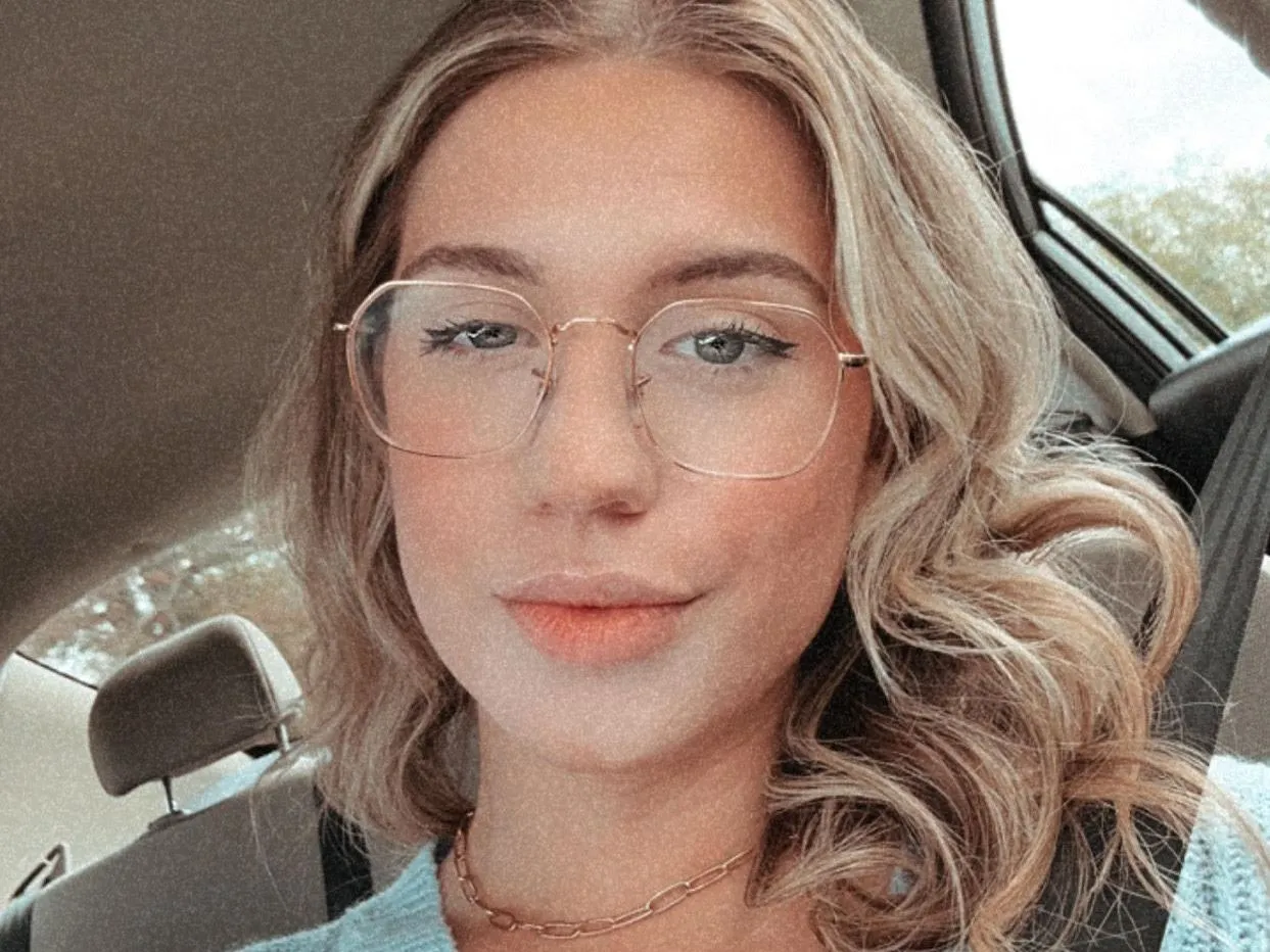 thegirlnextdoor879670 profilbild på webbkameramodell