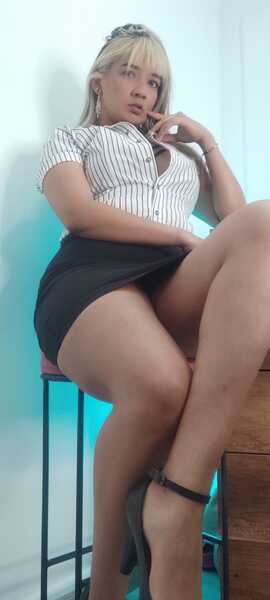 Artist MonserratSecret Foto 5