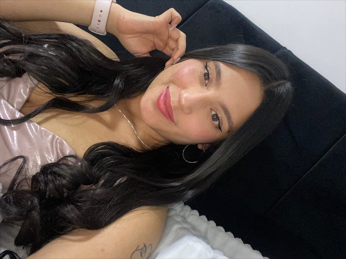 Foto de perfil de modelo de webcam de CaitlynVera 