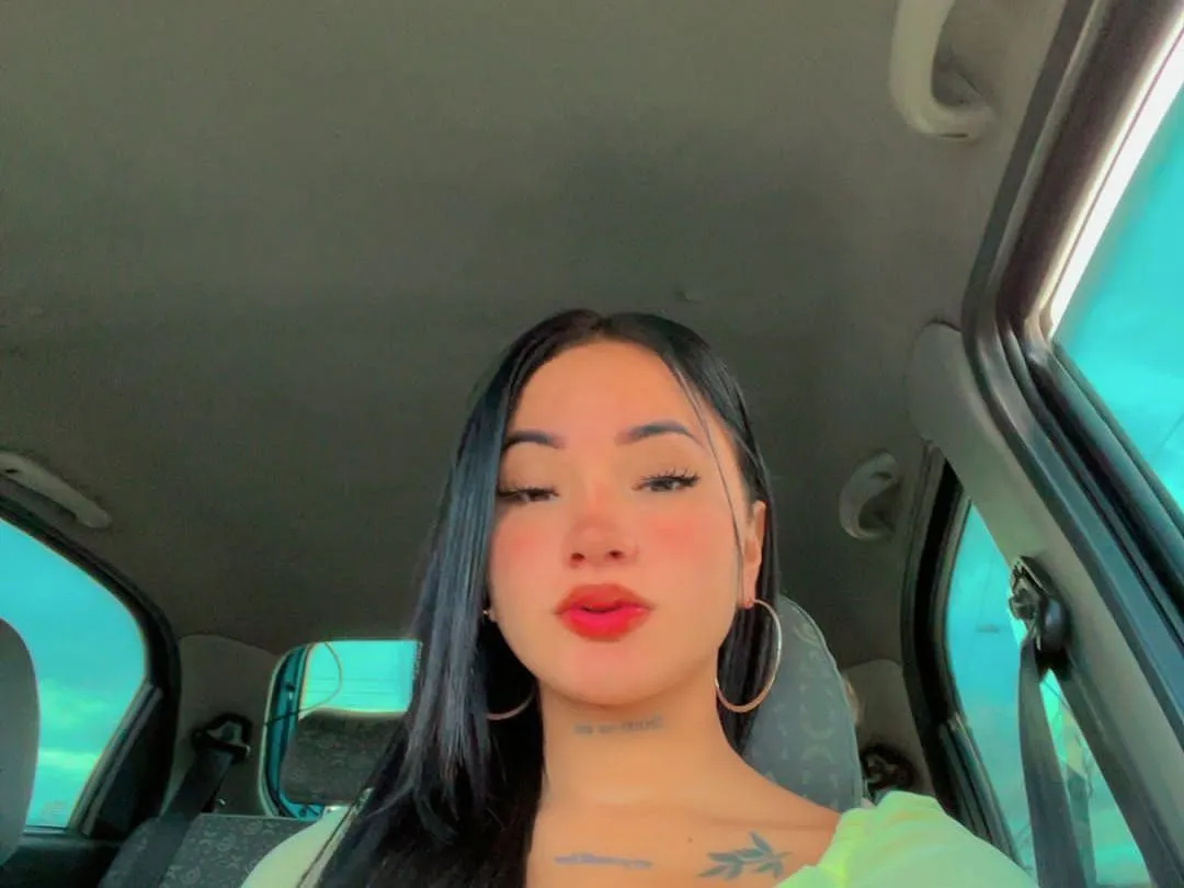 Foto de perfil de modelo de webcam de keylacooper