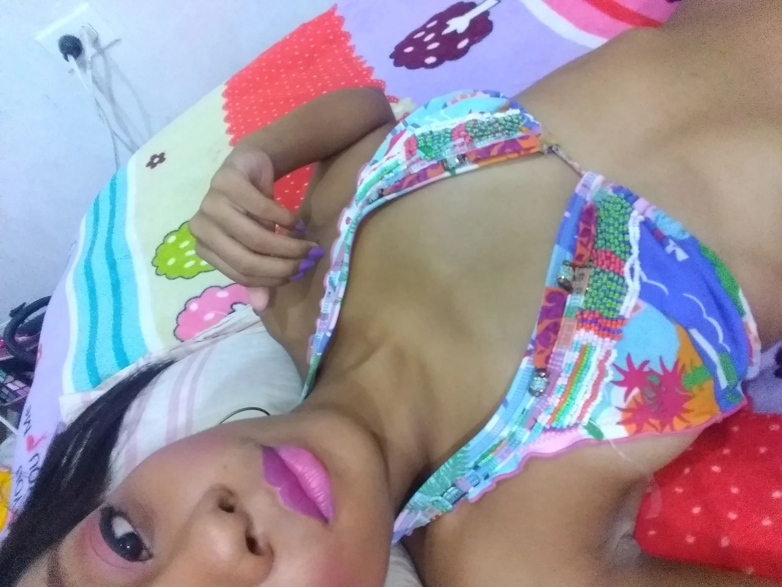 Imagen de perfil de modelo de cámara web de morenahot2001