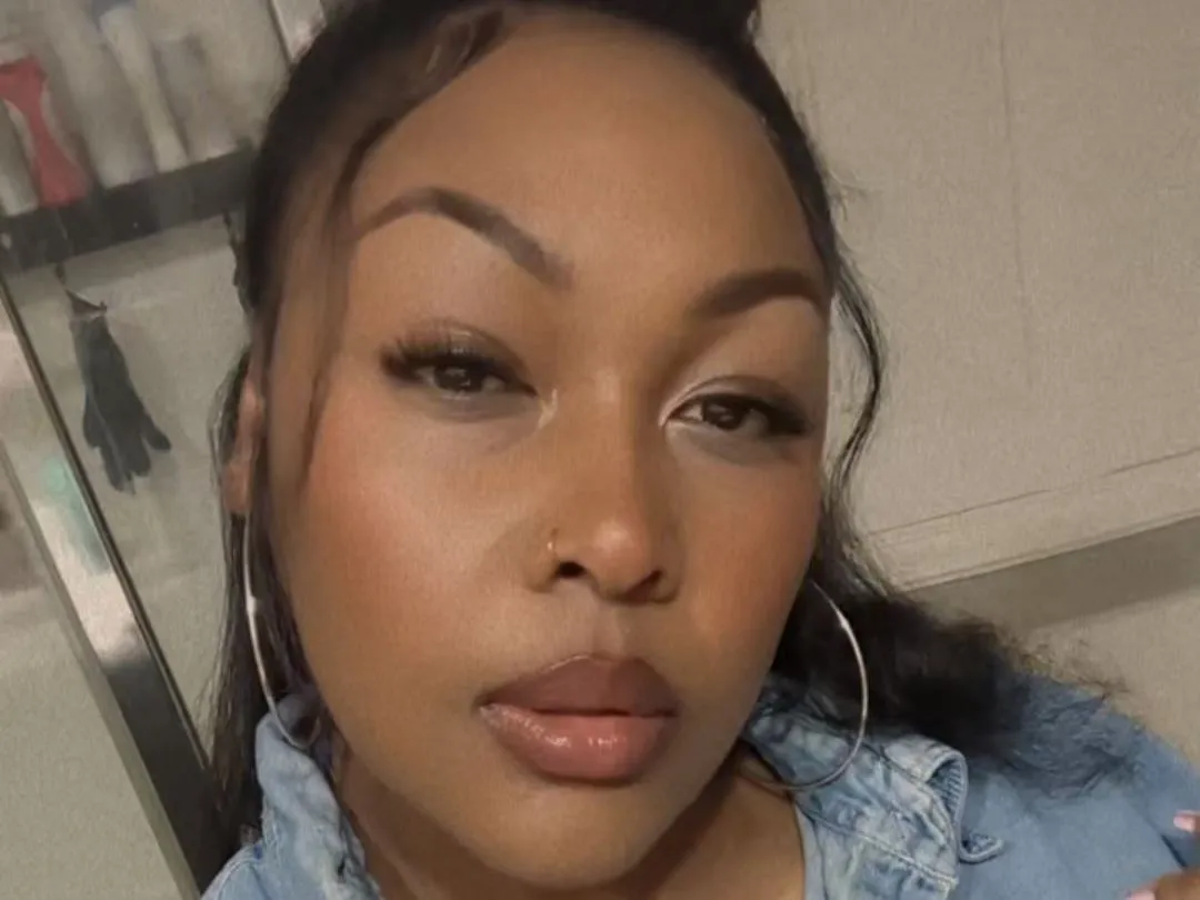 Imagen de perfil de modelo de cámara web de queenlani
