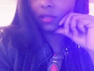 Imagen de perfil de modelo de cámara web de PrettyIndia