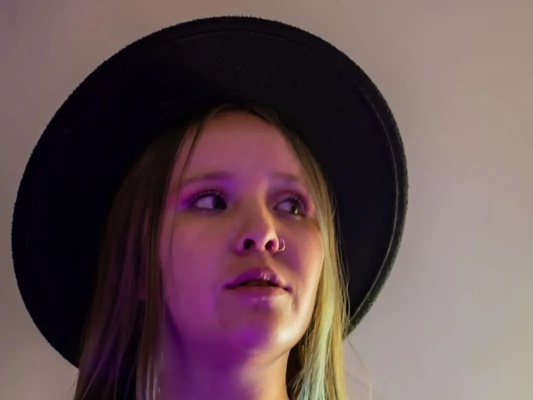 Profilbilde av alexiaaitana webkamera modell