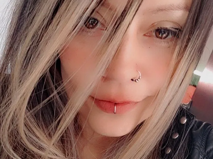 NoahMazzanttis profilbild på webbkameramodell