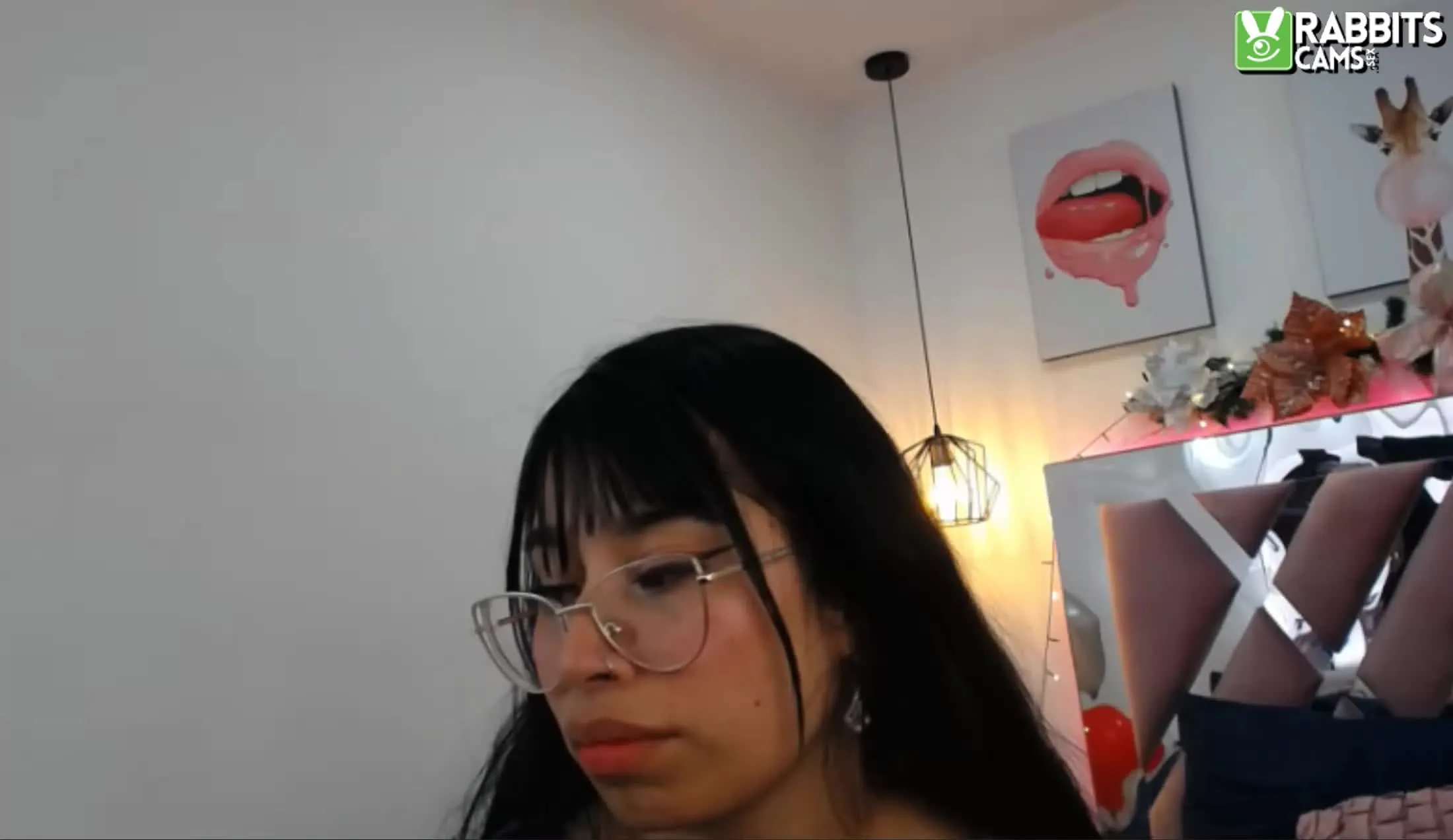 Intérprete EmyTabooPain Video 1