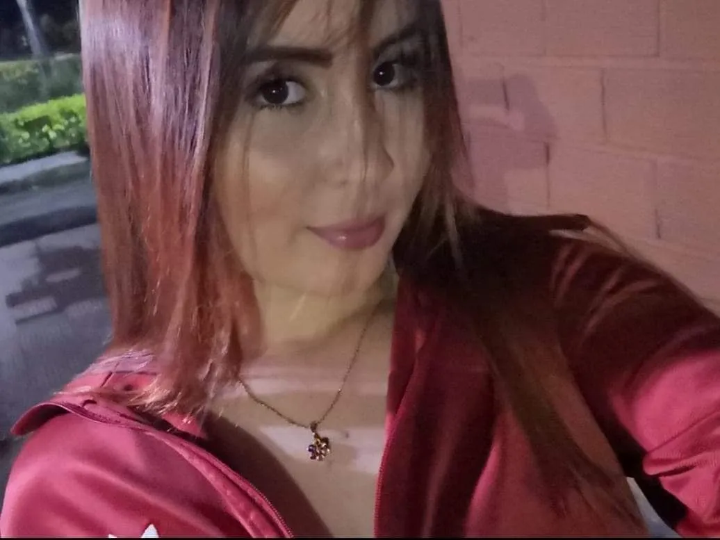 Profilbilde av LucyyCooperr webkamera modell