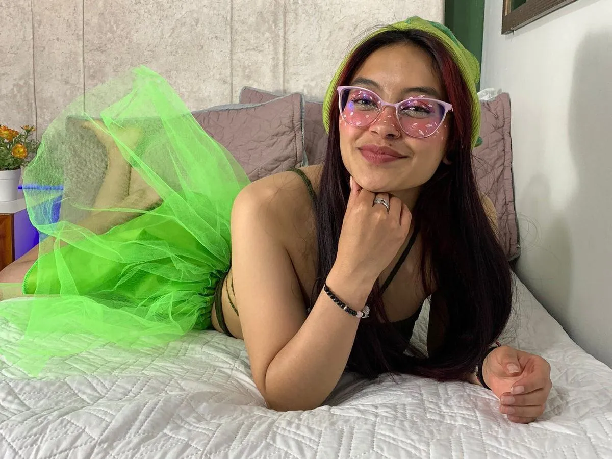 Camgirlpink cam model profile picture