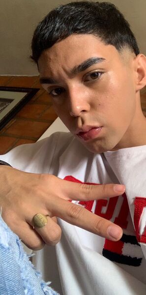 Performer AngeloPetit Photo 10