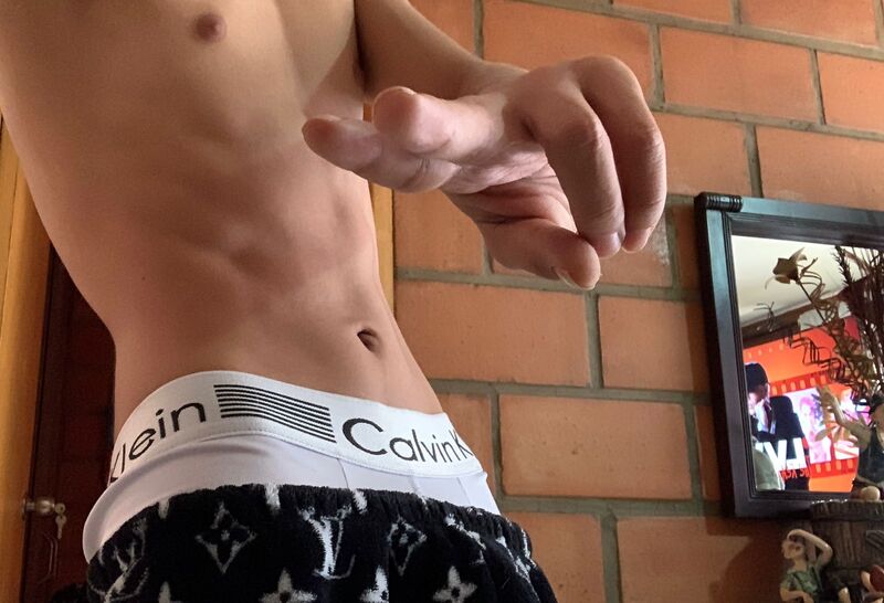 Performer AngeloPetit Photo 9