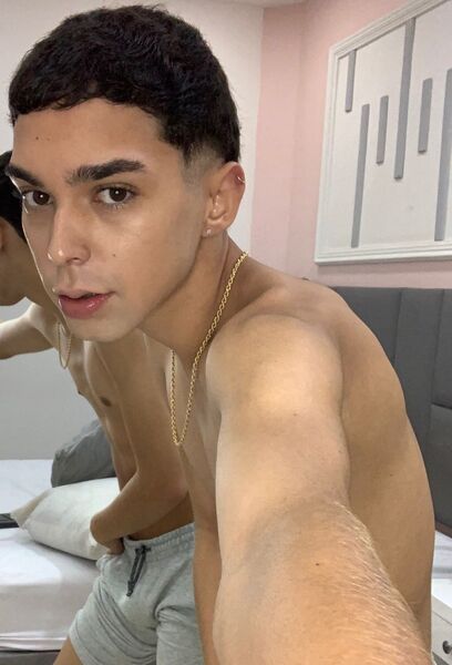 Performer AngeloPetit Photo 11