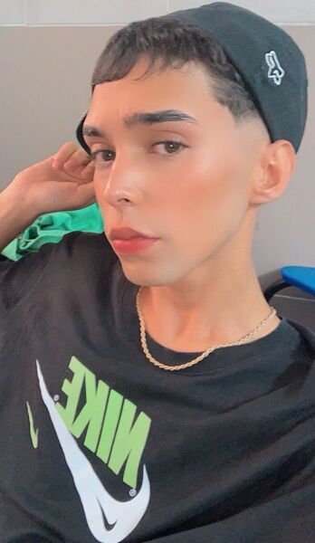 Performer AngeloPetit Photo 5